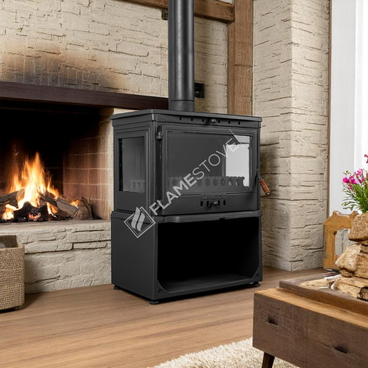 Retro Lux YK Stil Döküm Soba, Yan Kapaklı, Odunluklu, 3 Camlı, 10 kW