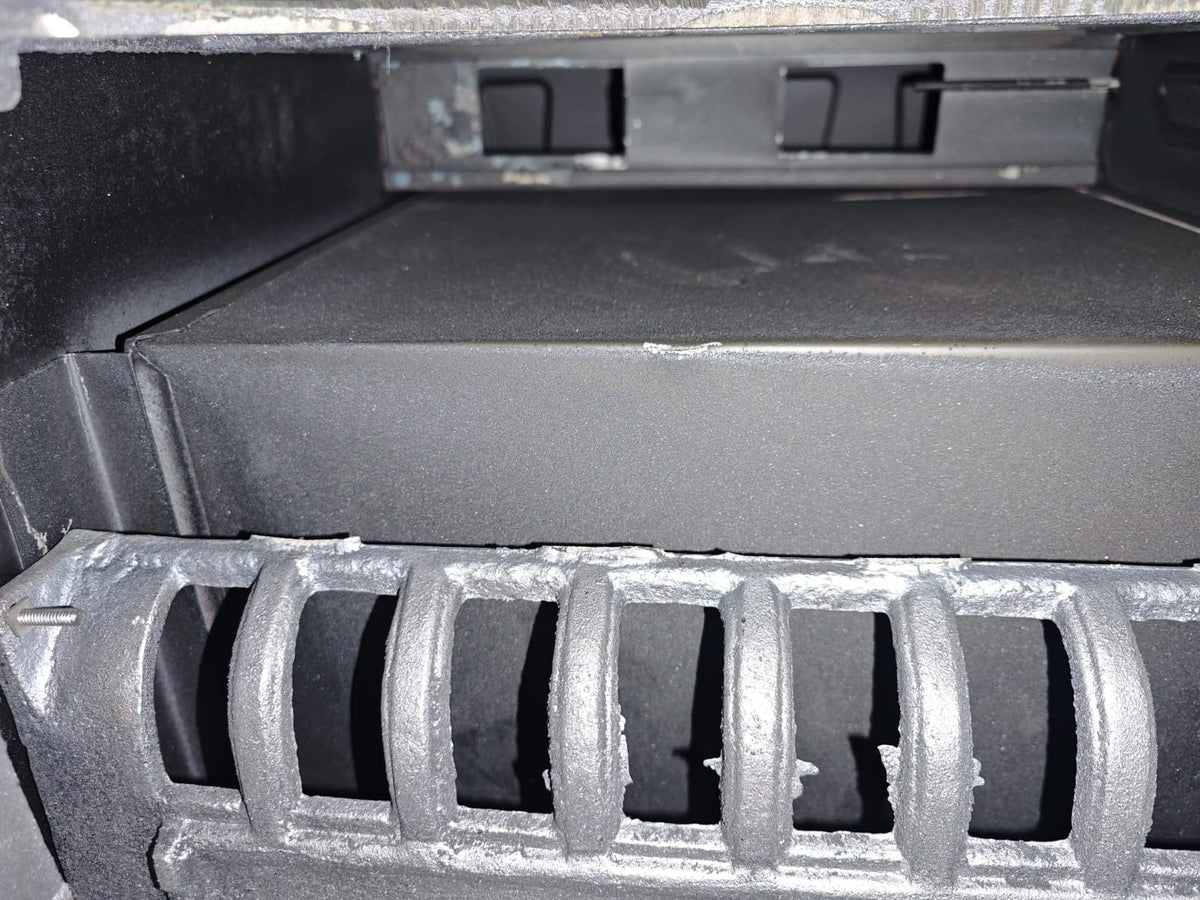 FRS-315 - 40'lık Döküm Kuzine Soba | Mat Siyah | Emaye