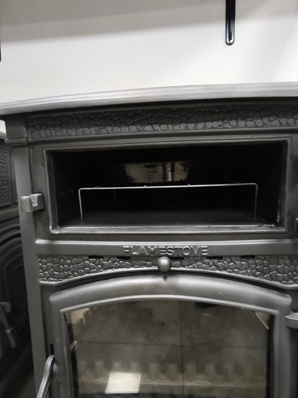 FireStove Retro Lux Dik Fırınlı Alttan Küllüklü Döküm Soba