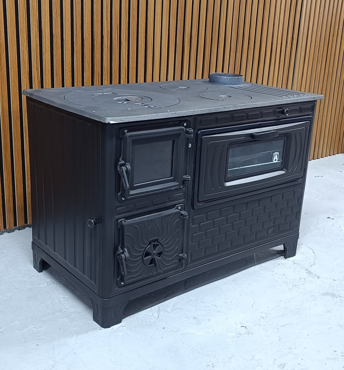 FIRE STOVE FRS-329 Mat Siyah 47'lik Döküm Tuğlaı Kuzine Soba | Emaye | Geniş Kuzine