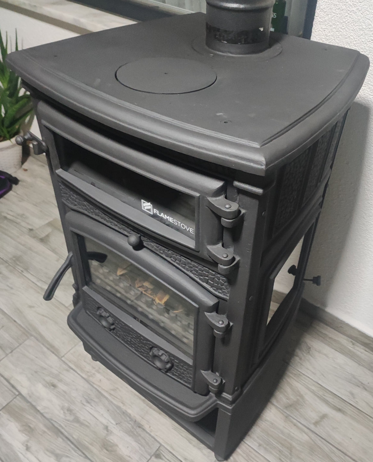 Sirius Maxi Style Fırınlı Odun Hazneli Döküm Soba FRS-011ST