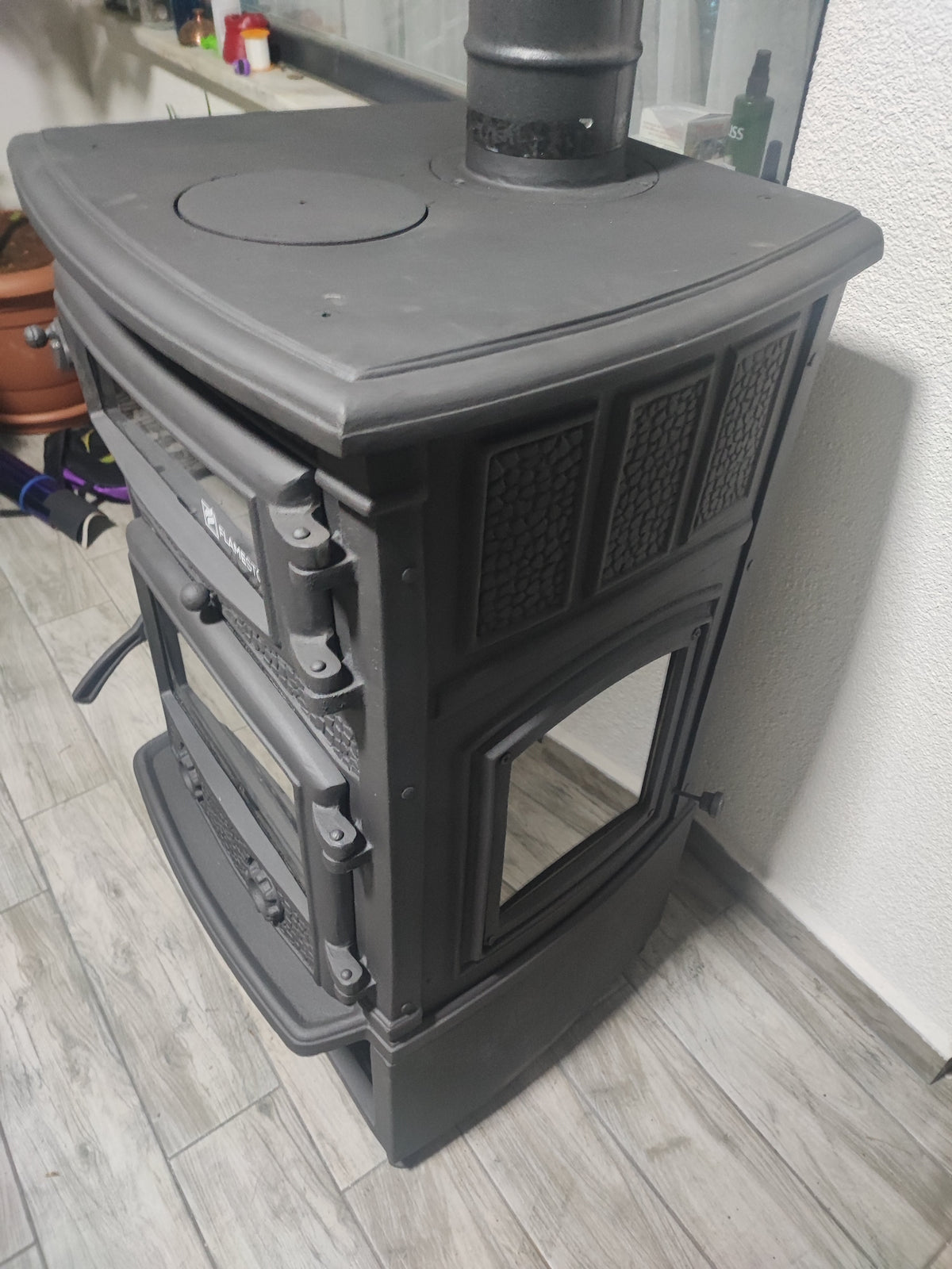 Sirius Maxi Style Fırınlı Odun Hazneli Döküm Soba FRS-011ST