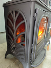 Palmiye Döküm Kuzineli Soba: 3 Katlı Fırın, Yan Cam, 15kW Çift Yanmalı