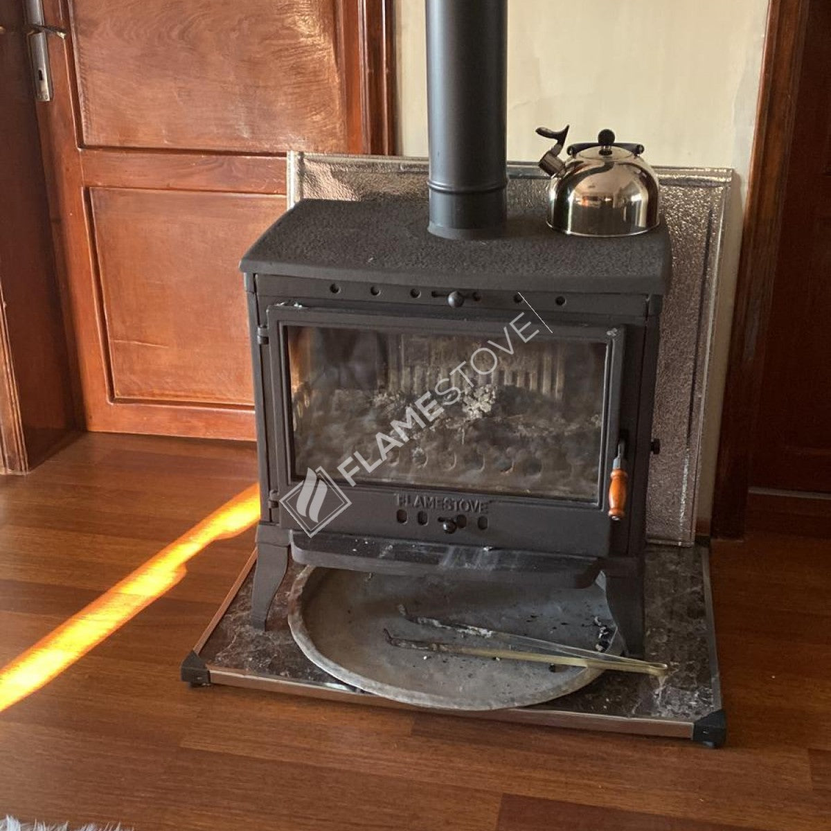Retro Lux Yüksek Verimli Döküm Odun Kömür Sobası Çift Yanmalı