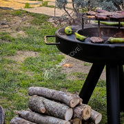 FRS-605 Fire Feast Açık Hava Ateş Çukuru: Barbekü Izgaralı, Derin Hazneli, Dayanıklı Sac