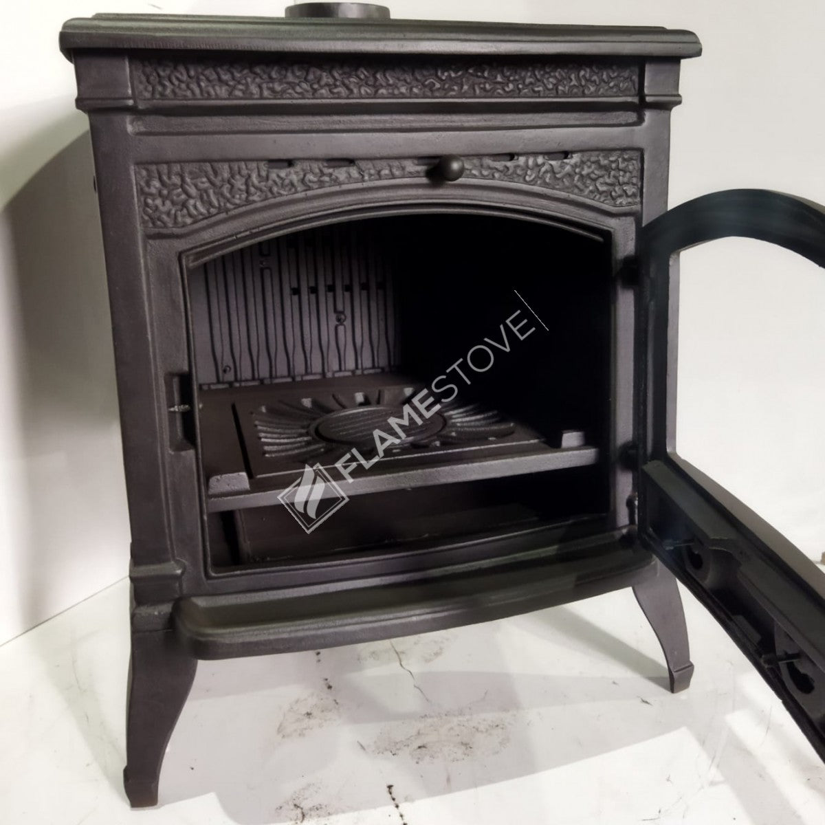 Fire Stove Sirius Star Yüksek Verimli Pik Döküm Odun Kömür Sobası